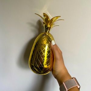 Gold Pineapple Tumbler
